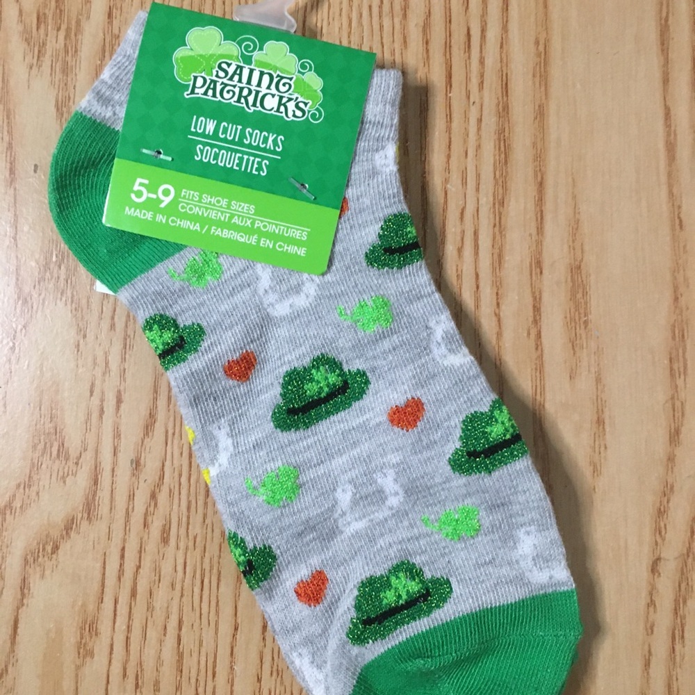 Free with Bundle New Womens St Patrick’s Day low cut socks shoe size 5-9